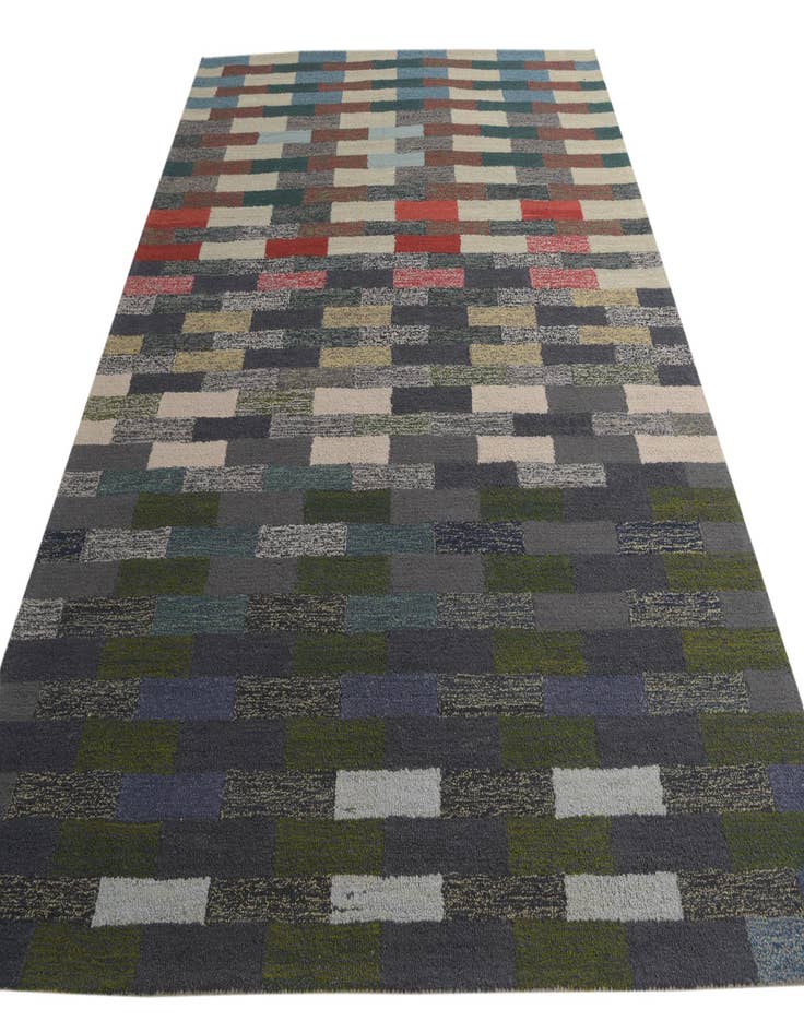 Detail image of  8' 1 x 10' 2 Luna Rug