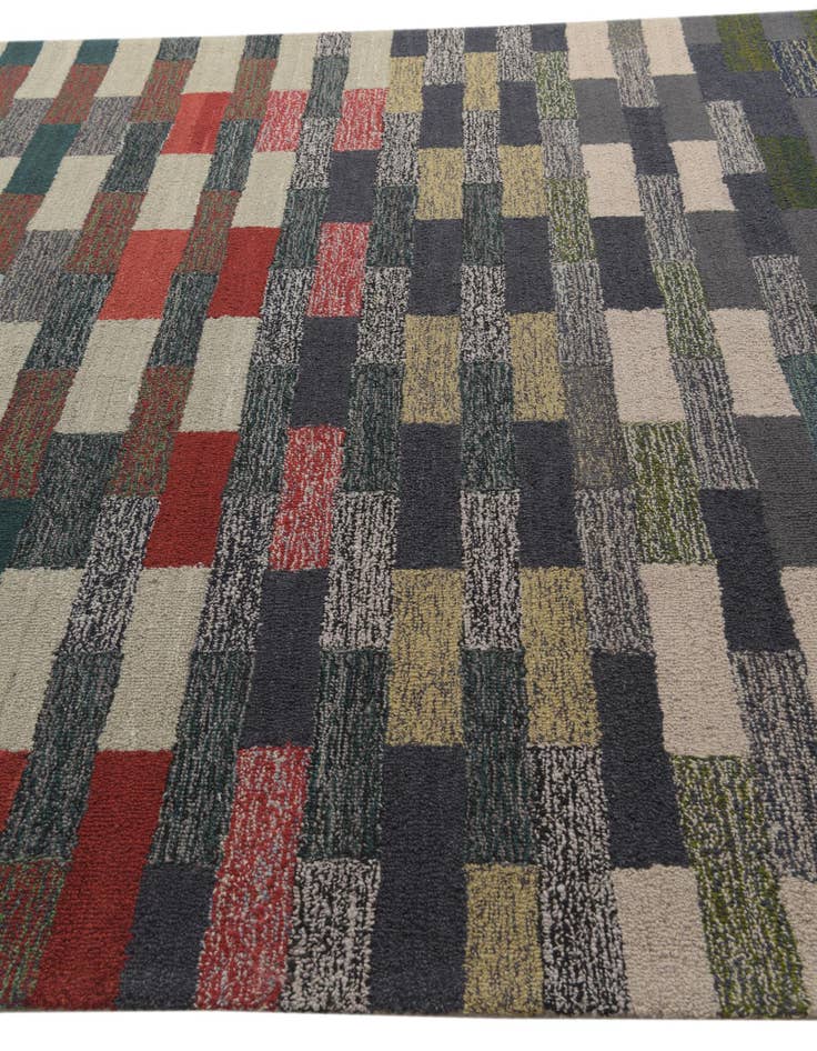 Detail image of  8' 1 x 10' 2 Luna Rug