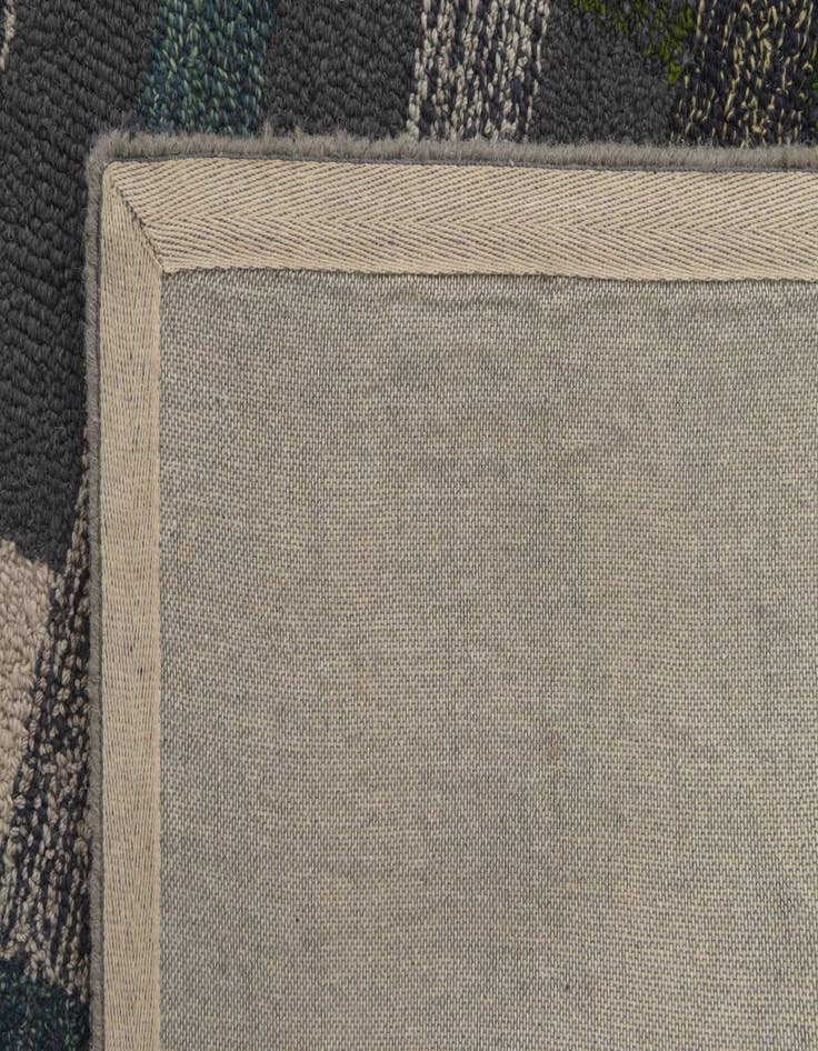 Detail image of  8' 1 x 10' 2 Luna Rug