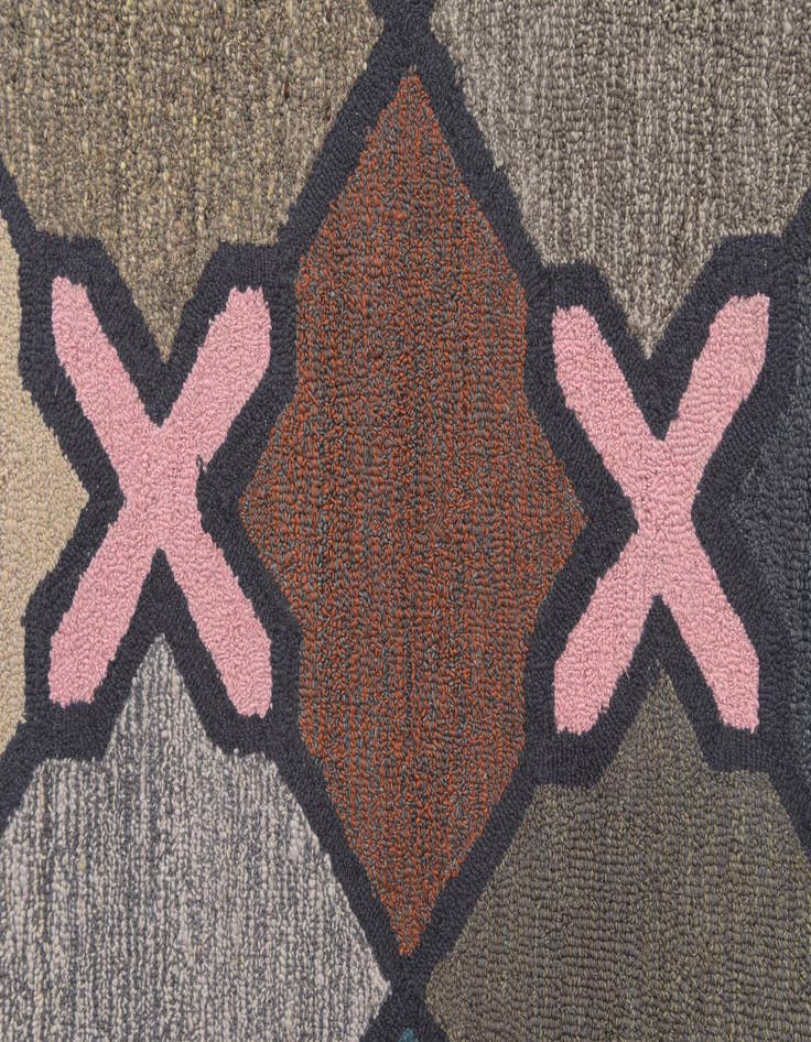 Detail image of  8' x 10' 1 Luna Rug