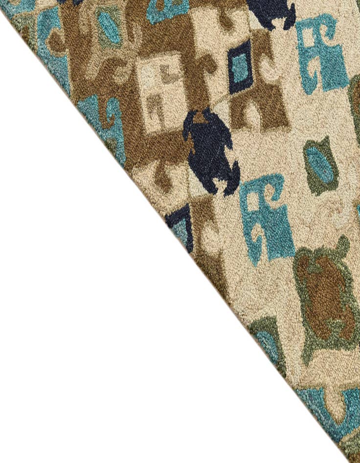 Detail image of  8' 1 x 10' 2 Luna Rug