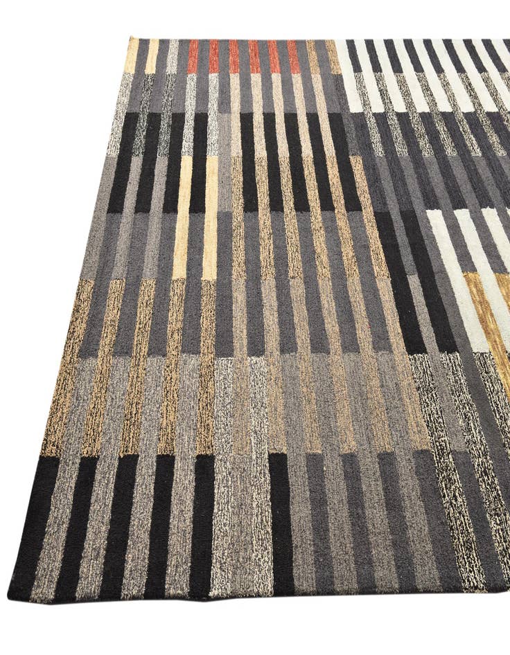 Detail image of  8' 1 x 10' 2 Luna Rug