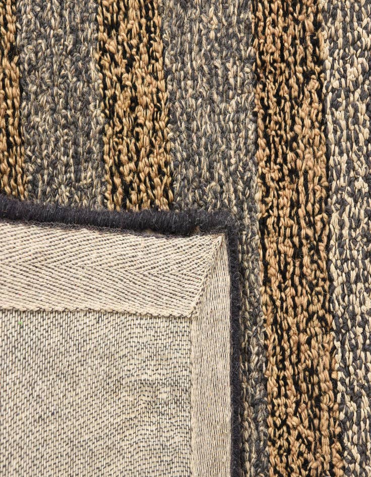 Detail image of  8' 1 x 10' 2 Luna Rug