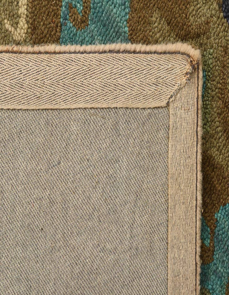 Detail image of  8' x 10' Luna Rug