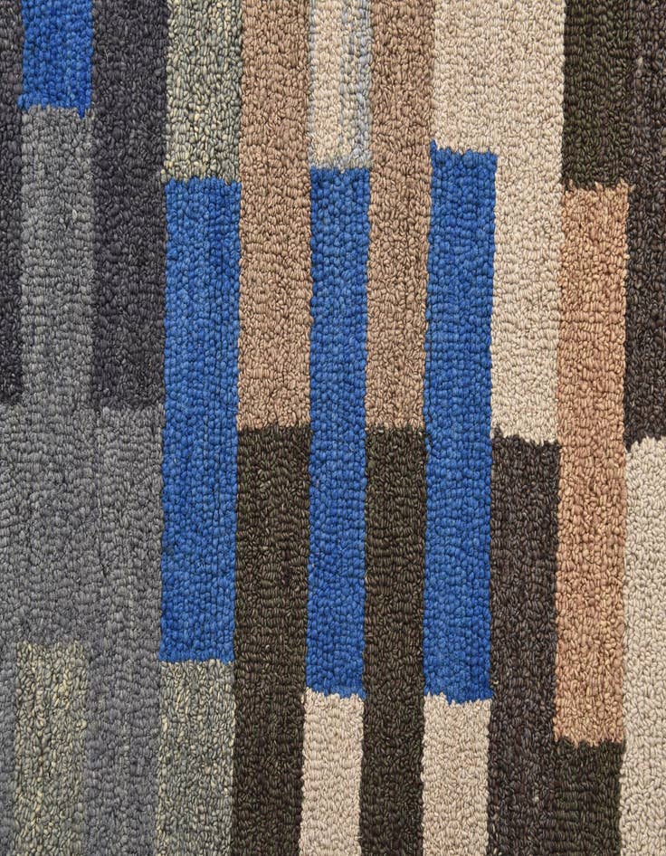 Detail image of  8' 1 x 10' 2 Luna Rug