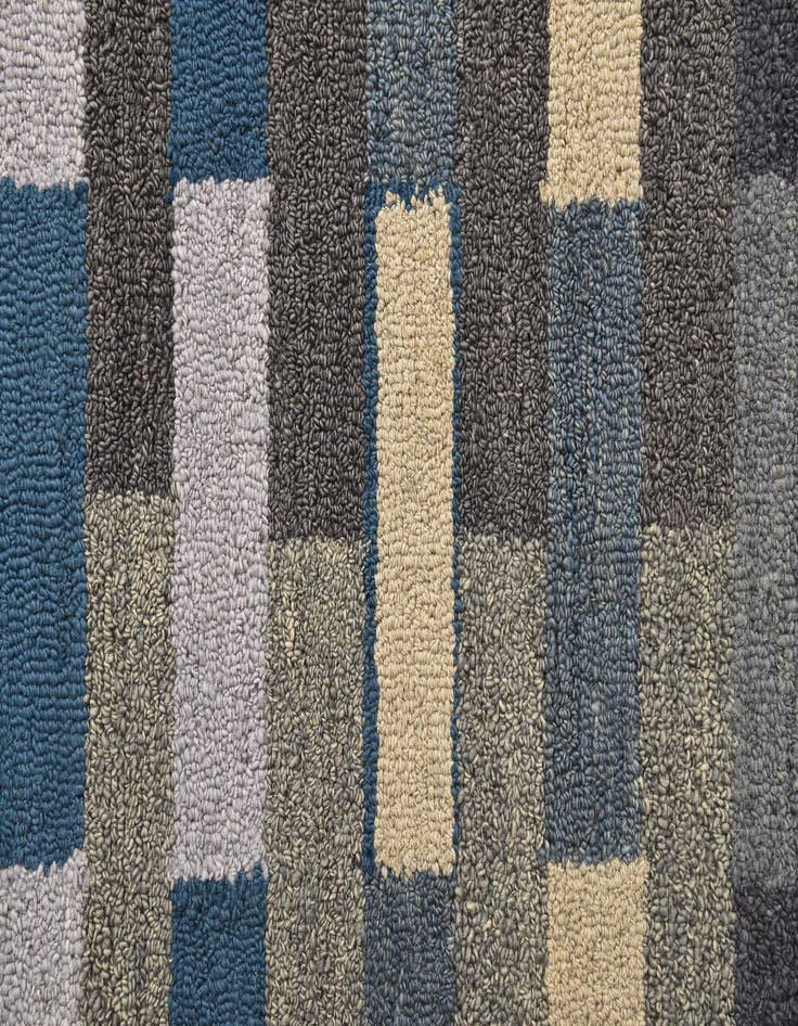 Detail image of  8' 1 x 10' 2 Luna Rug