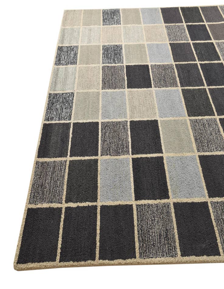 Detail image of  8' 2 x 10' 2 Luna Rug