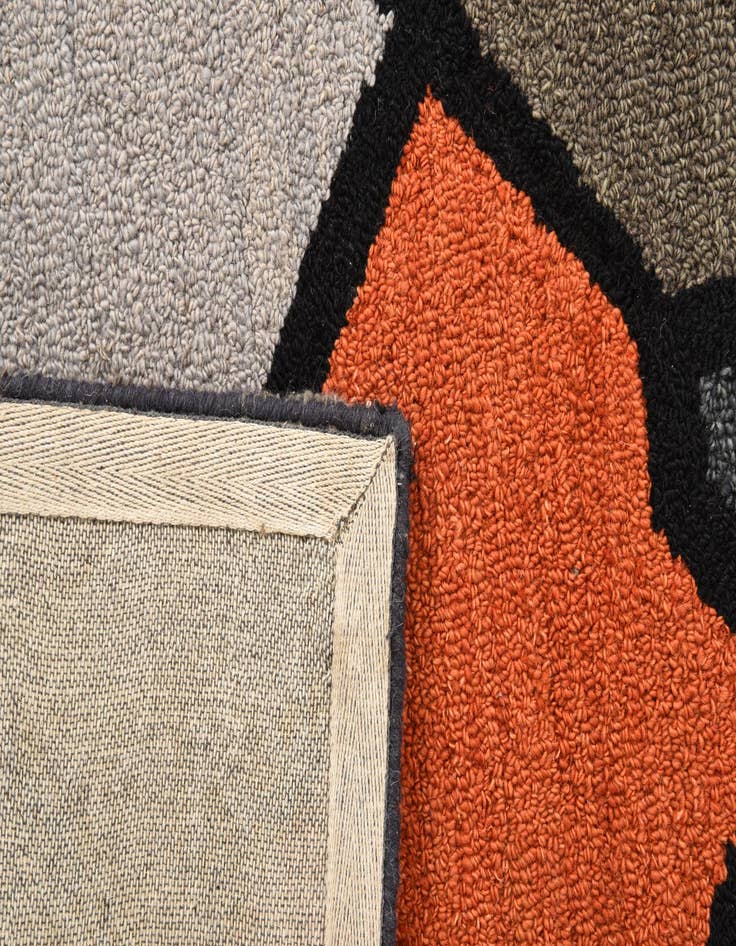 Detail image of  8' x 10' 2 Luna Rug