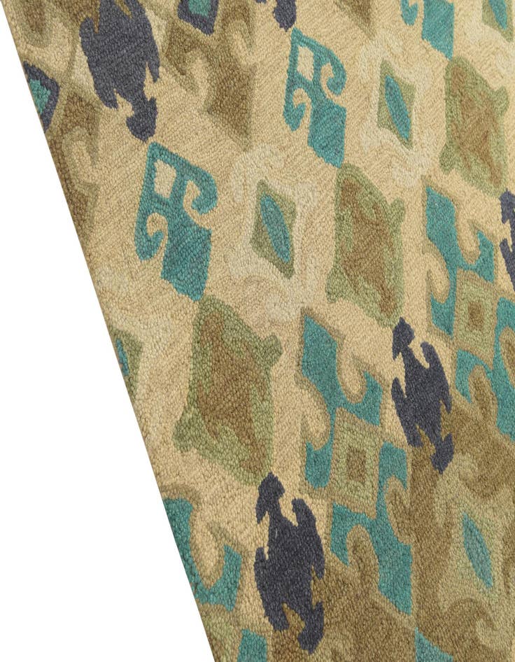 Detail image of  8' x 10' Luna Rug