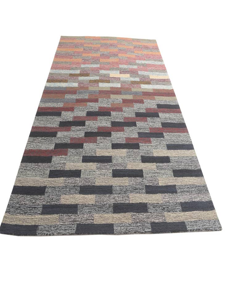 Detail image of  8' x 10' 3 Luna Rug