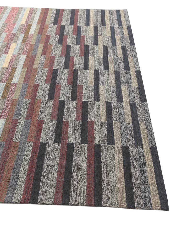 Detail image of  8' x 10' 3 Luna Rug