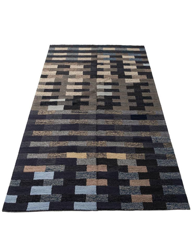 Detail image of  8' 1 x 10' 2 Luna Rug