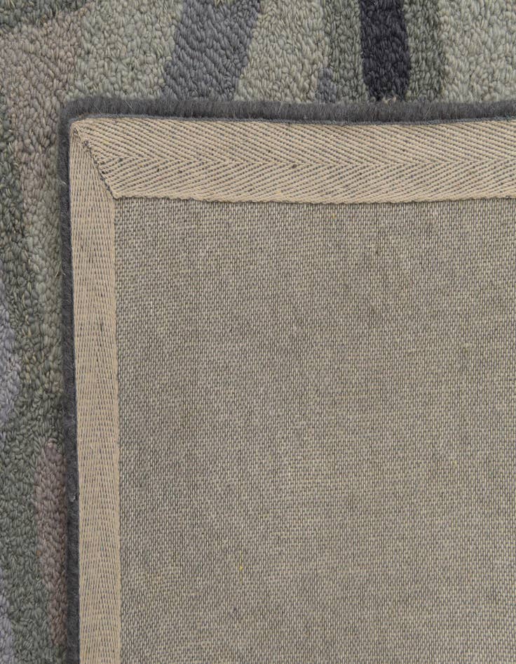 Detail image of 8' 1 x 10' 2 Luna Rug