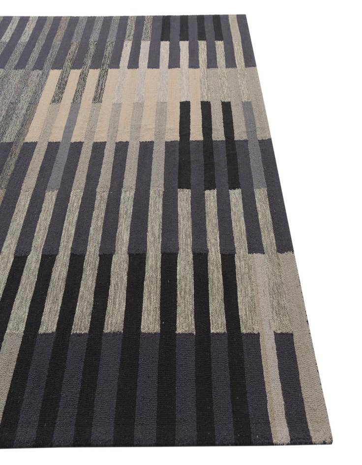 Detail image of  8' 1 x 10' 2 Luna Rug