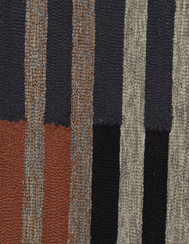 Detail image of  8' 1 x 10' 2 Luna Rug