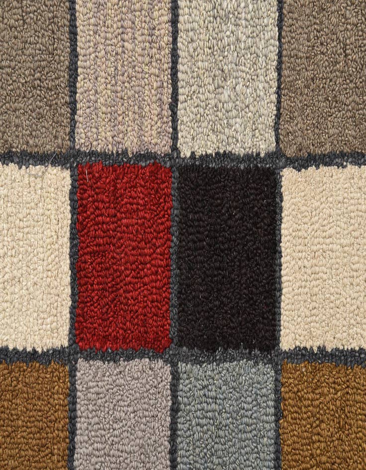 Detail image of  5' x 7' 11 Luna Rug