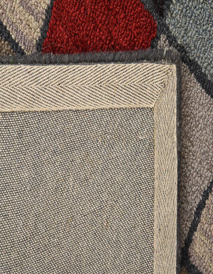 Detail image of  5' x 7' 11 Luna Rug