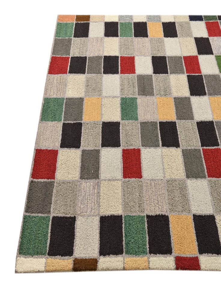 Detail image of  5' x 7' 11 Luna Rug