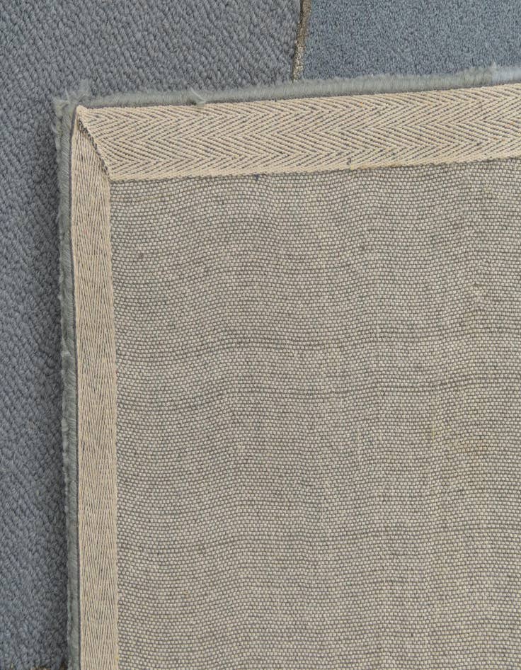 Detail image of  5' 7 x 7' 10 Luna Rug