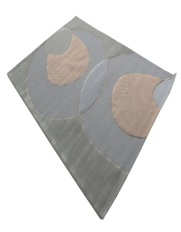 Detail image of  5' 7 x 7' 10 Luna Rug