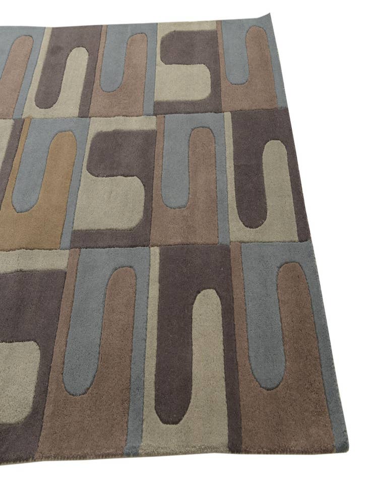 Detail image of  5' x 8' Luna Rug