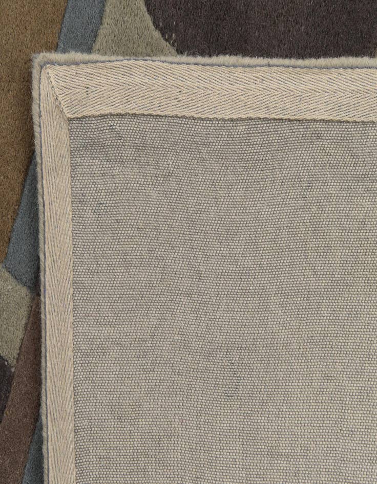 Detail image of  5' x 8' Luna Rug