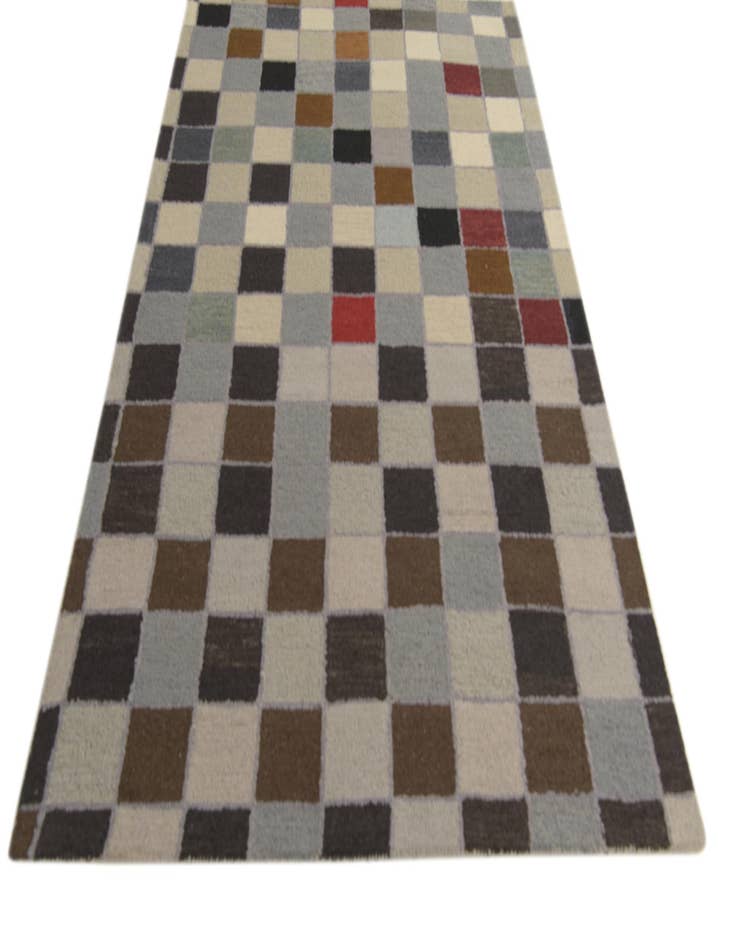 Detail image of  5' 2 x 8' Luna Rug