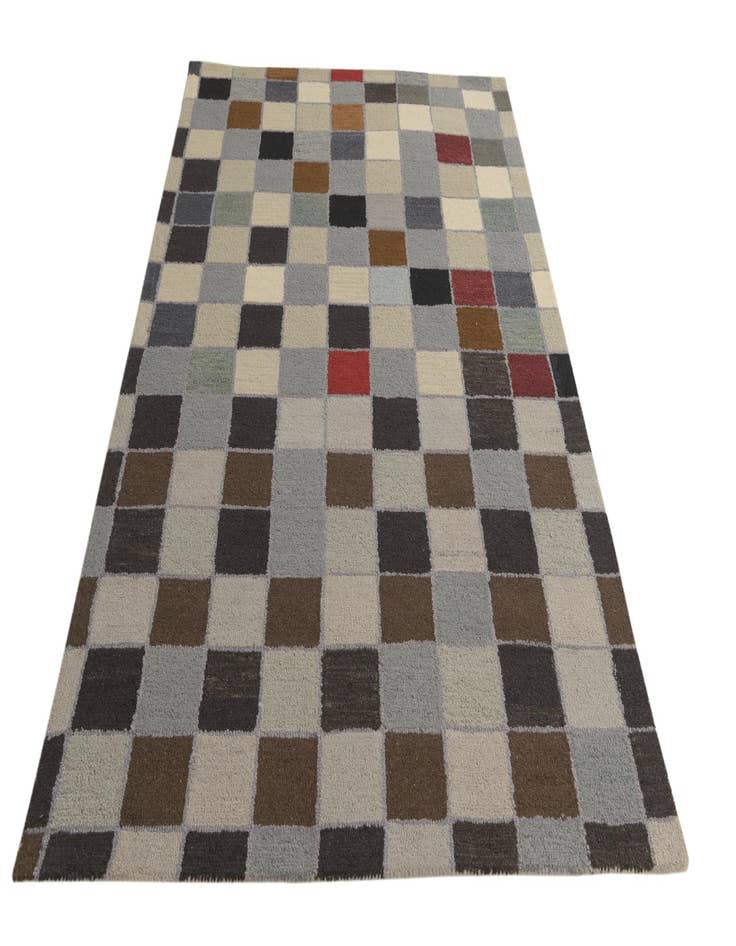 Detail image of  5' 2 x 8' Luna Rug