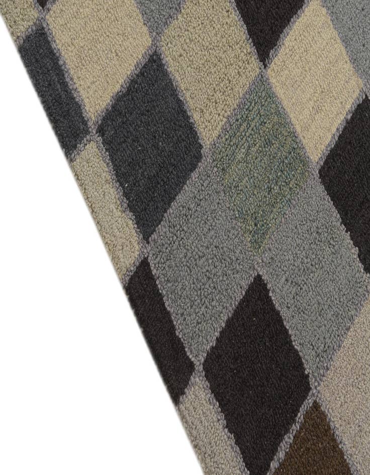 Detail image of  5' 2 x 8' Luna Rug