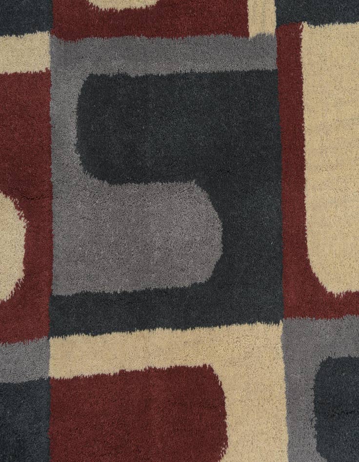 Detail image of  5' x 8' Luna Wool Rug