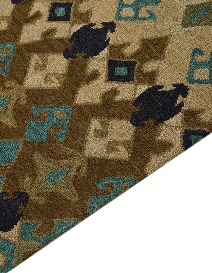 Detail image of  8' x 10' 1 Luna Rug