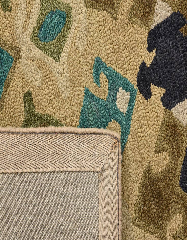 Detail image of  8' x 10' Luna Rug