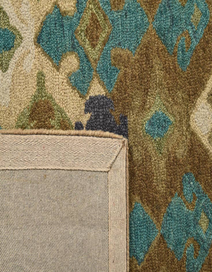 Detail image of  8' x 10' Luna Rug