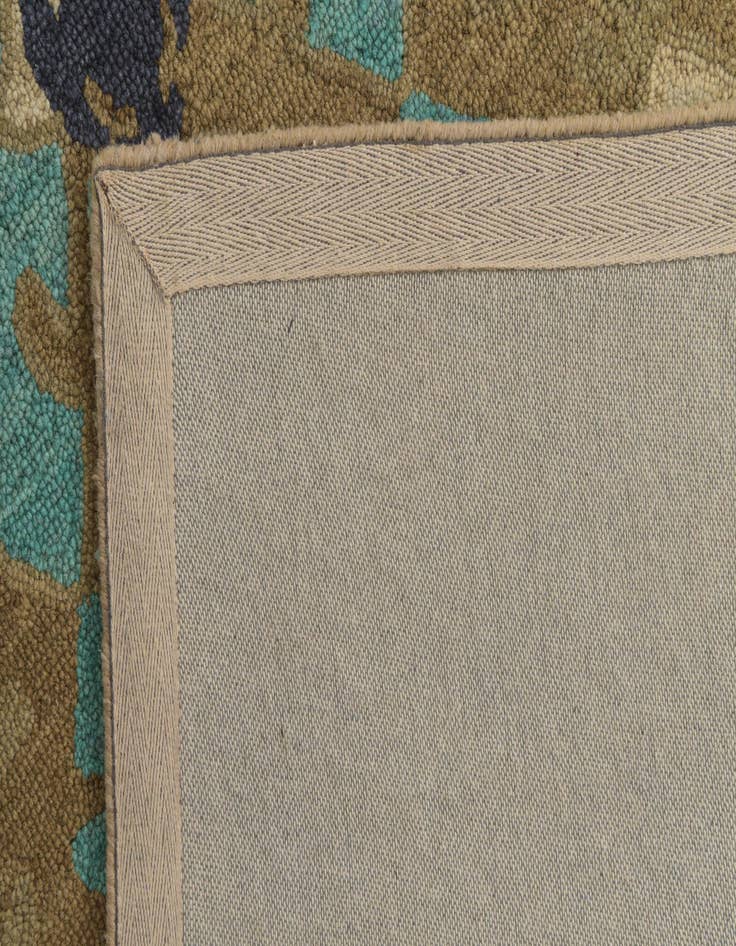 Detail image of  8' x 9' 10 Luna Wool Rug
