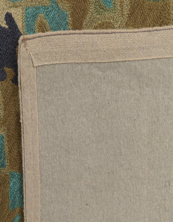 Detail image of  8' x 9' 10 Luna Wool Rug