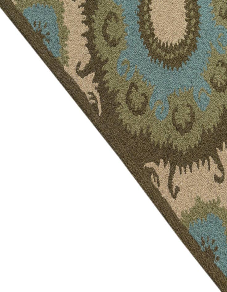 Detail image of  5' 1 x 8' Luna Wool Rug