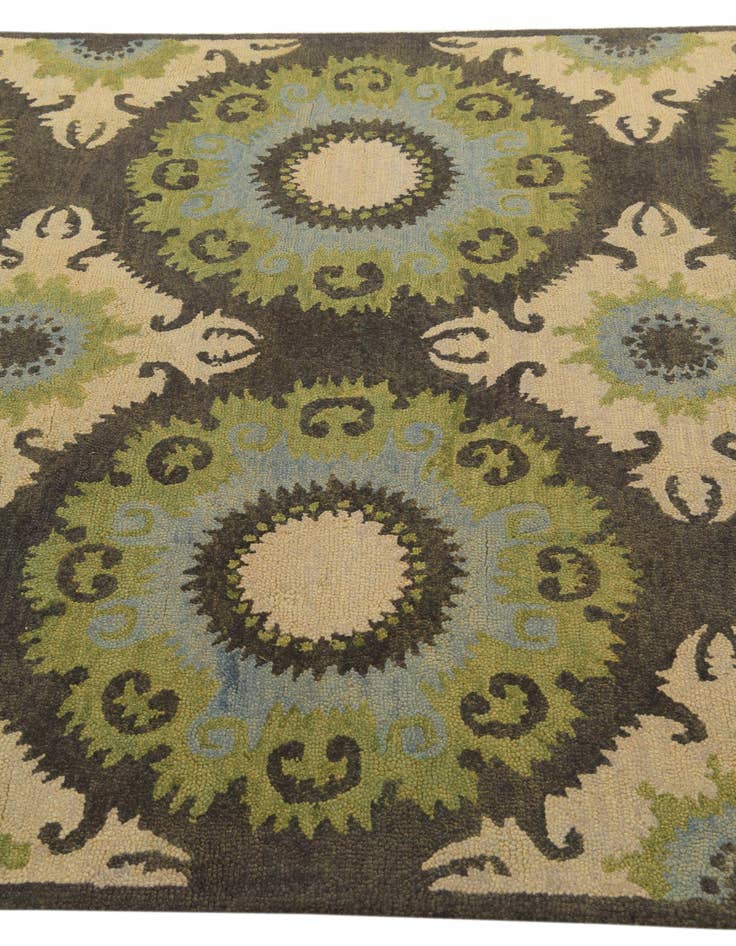 Detail image of  5' x 8' Luna Wool Rug