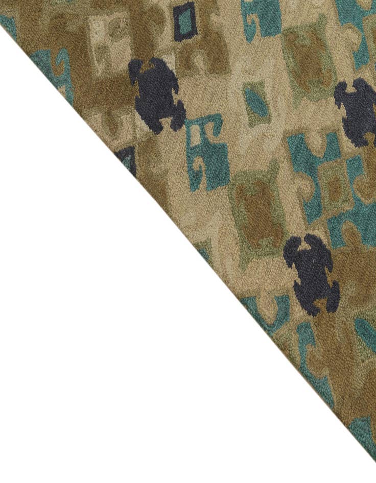 Detail image of  8' x 10' Luna Wool Rug