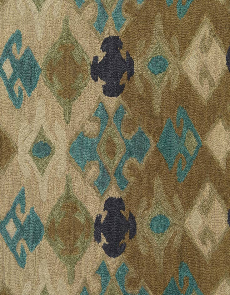 Detail image of  8' x 10' Luna Wool Rug