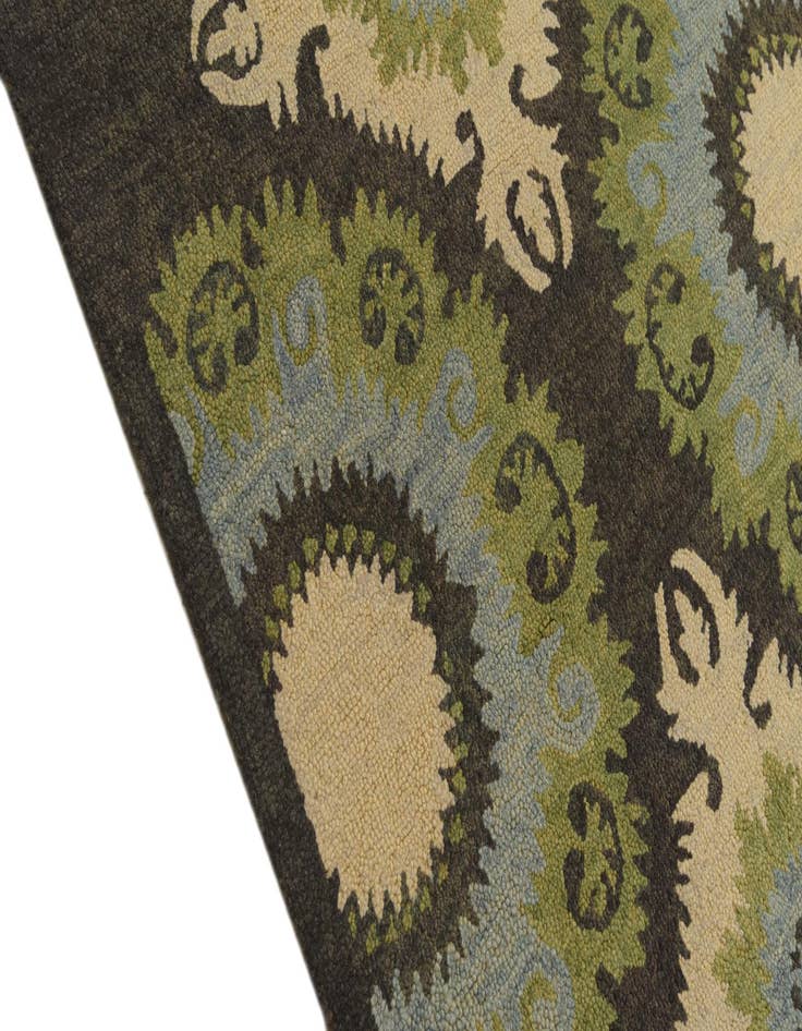 Detail image of  8' x 9' 10 Luna Wool Rug