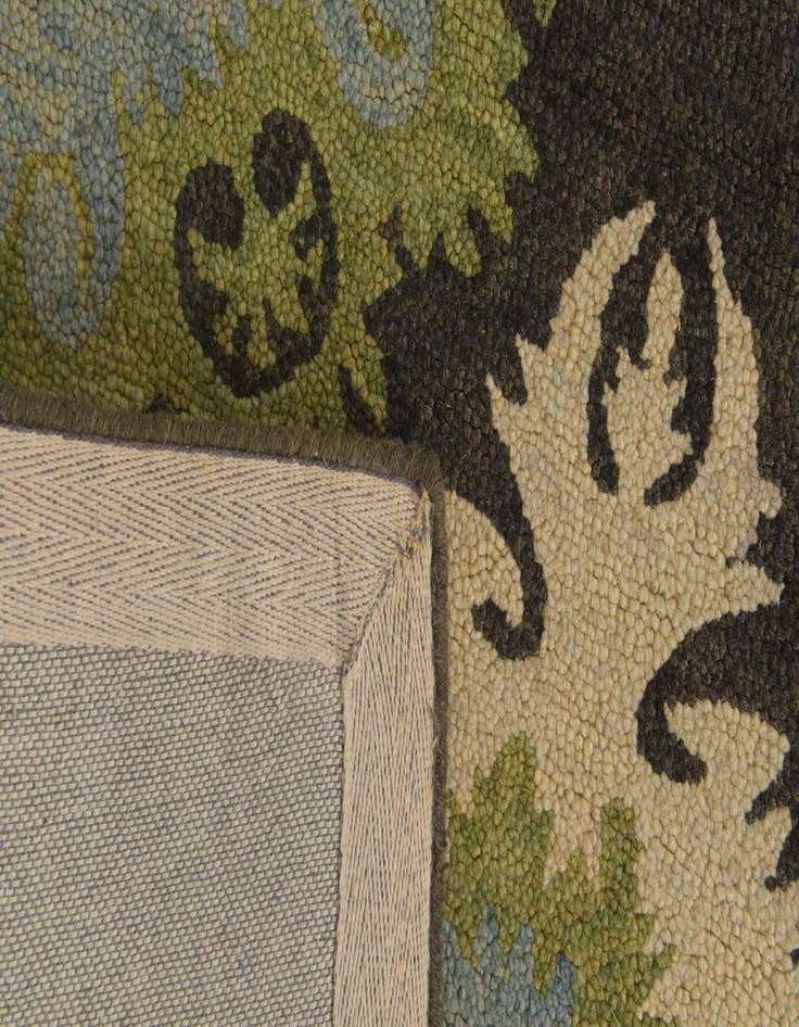 Detail image of  8' x 9' 10 Luna Wool Rug