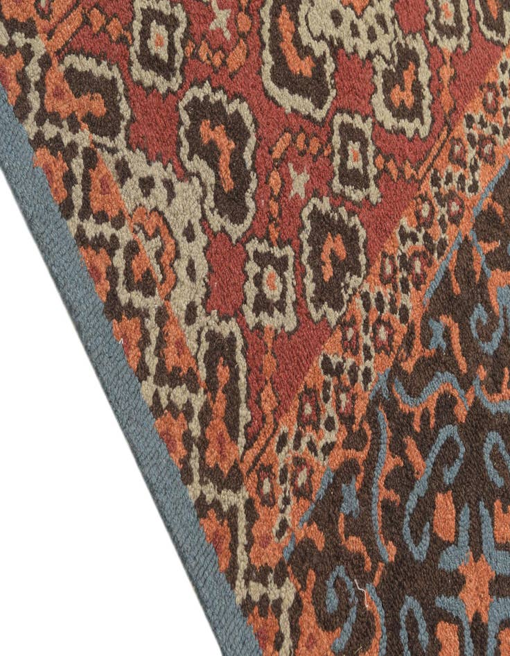 Detail image of  5' 2 x 8' Luna Wool Rug
