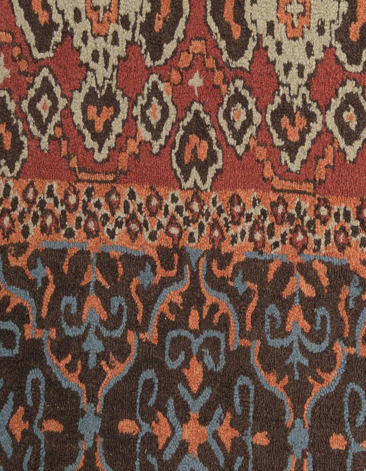 Detail image of  5' 2 x 8' Luna Wool Rug