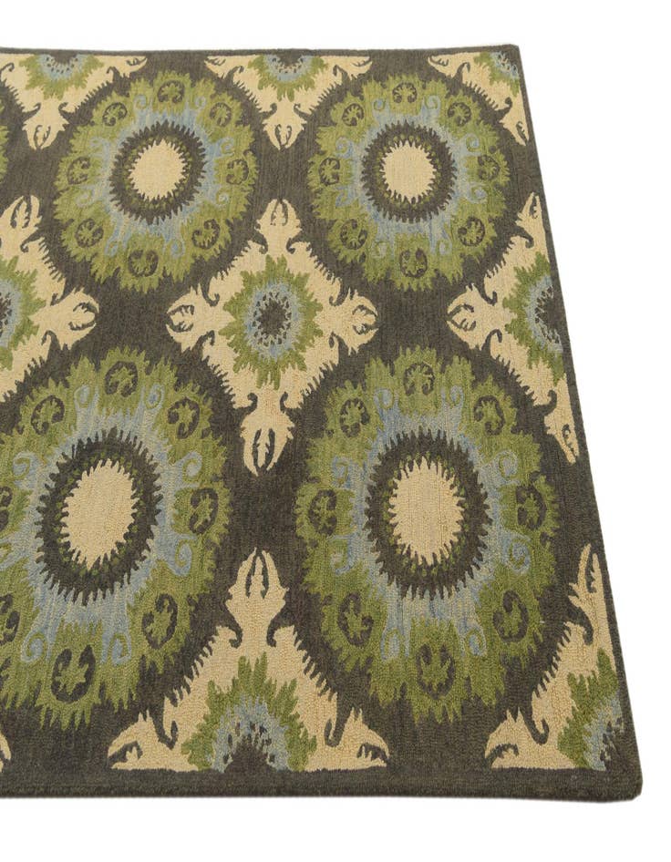 Detail image of  5' x 8' Luna Wool Rug