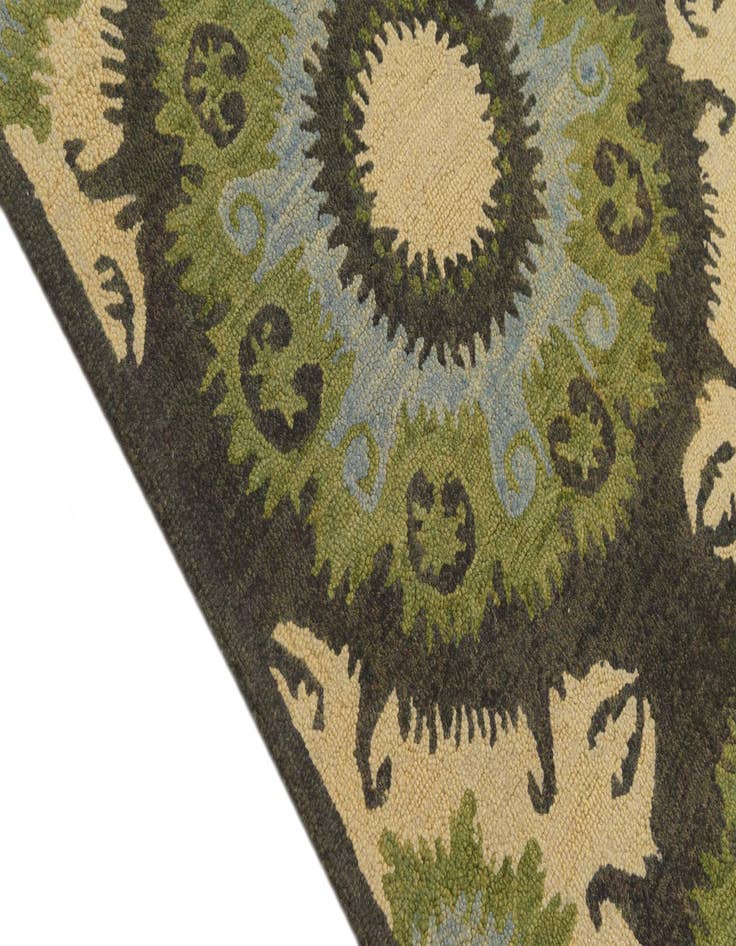 Detail image of  5' x 8' Luna Wool Rug