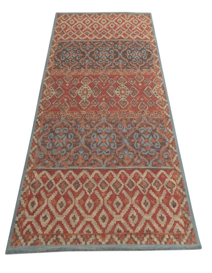 Detail image of  5' x 8' Luna Wool Rug