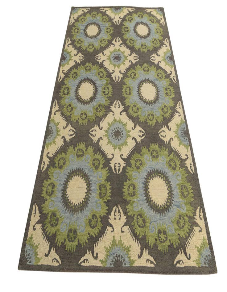 Detail image of  5' 1 x 8' Luna Wool Rug