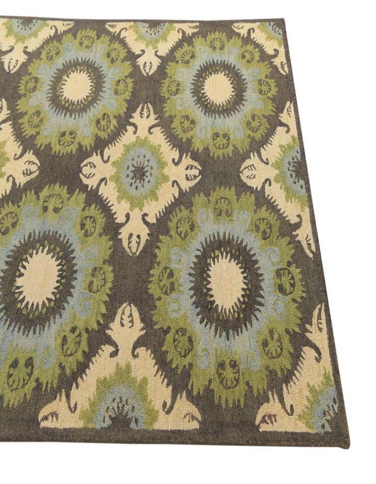 Detail image of  5' x 8' Luna Wool Rug