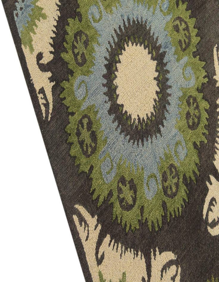 Detail image of  5' 1 x 8' 1 Luna Wool Rug