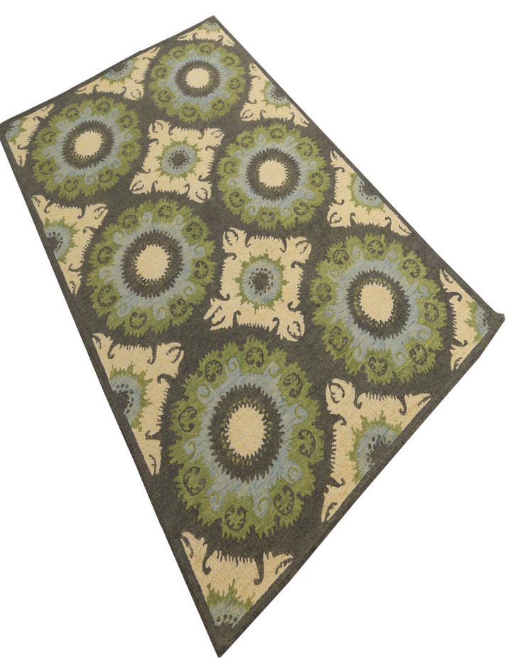 Detail image of  5' 1 x 8' Luna Wool Rug